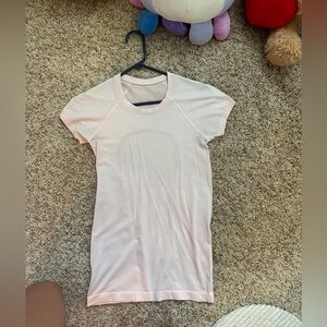 Lululemon swifty tech short sleeve